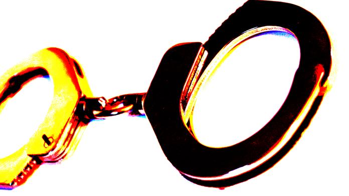 Do případu policistů z Kladna zapleteno dalších 11 lidí. Pojistné podvody