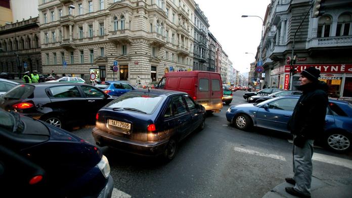 Města s nejhorší dopravou na světě. Jak je na tom “zpovykaná“ Praha?