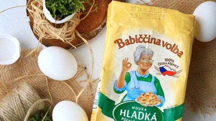 Výrobce stahuje několik šarží hladké mouky. Mohou v ní být dřevěné úlomky