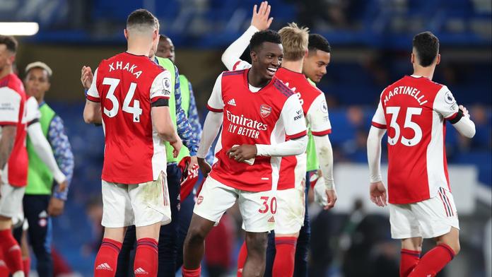 Arsenal si v derby vyšlápl na Chelsea, Manchester City nezaváhal