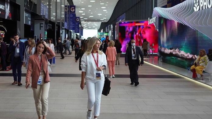 Kreml zakázal západním novinářům vstup na ekonomické fórum v Petrohradě