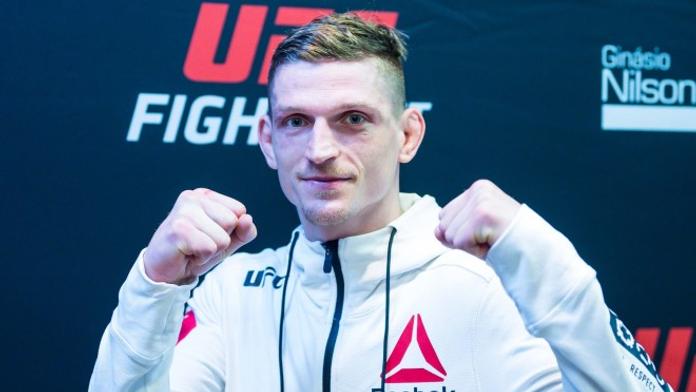 UFC zápasník David Dvořák má skvělé zprávy. Do konce roku se vrátí do klece