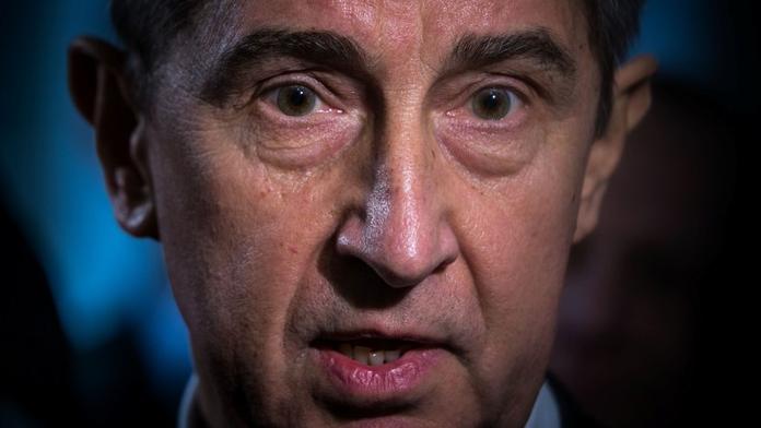 Babiš: Chovanec jedná arogantně! Smlouvu ale nevypovíme