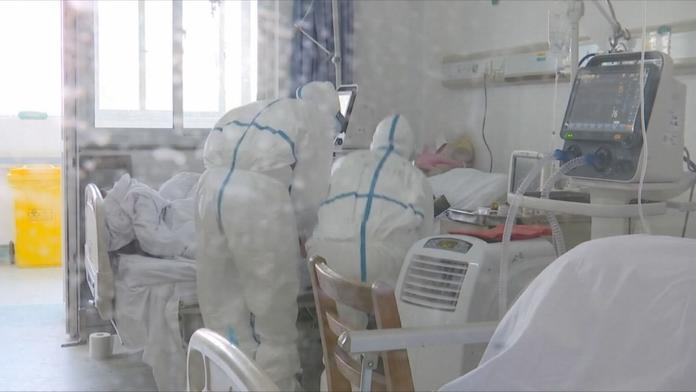 Covid-19 má přes pět milionů obětí na celém světě. Nejvíce zemřelých hlásí USA