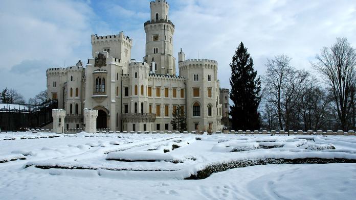 Hrady a zámky zůstanou otevřené do konce roku! Kde si užijete advent?
