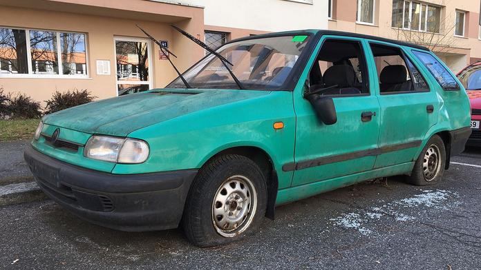 Na tohle si dejte pozor: 13 závad, se kterými nesmíte na silnici