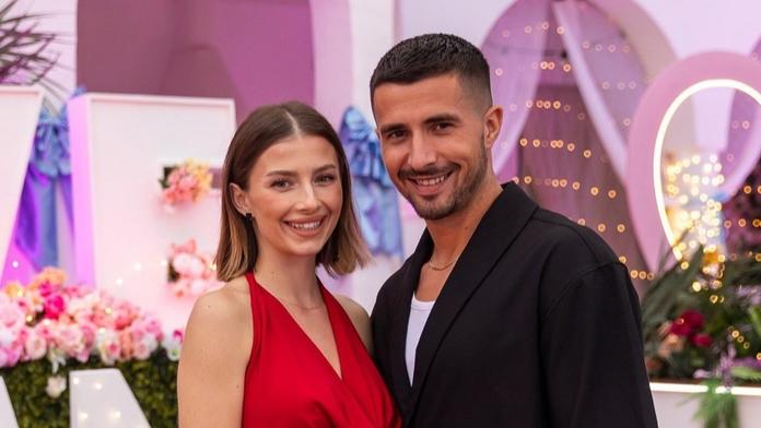 Laura a Martin na finále Love Islandu 2023