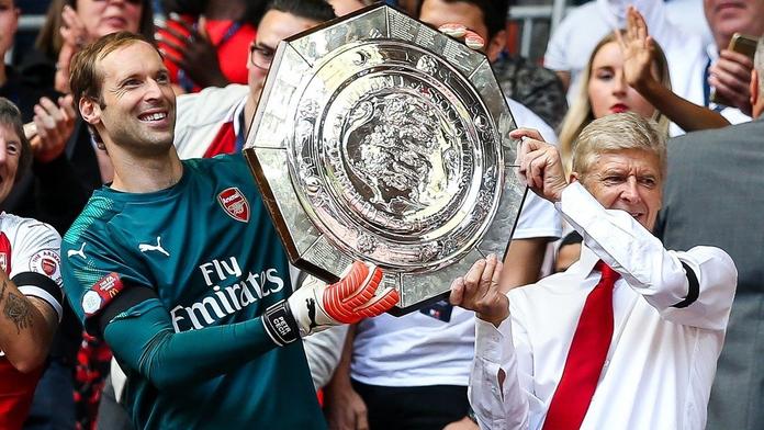 Otázka pro Arsenal: Wenger končí, znamená to i odchod Čecha?