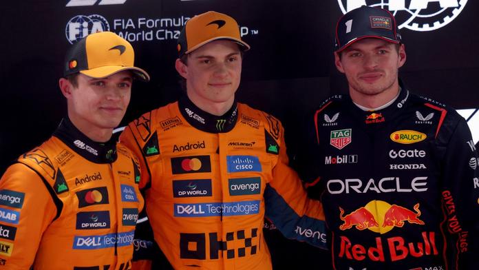 Tato trojice je stále ve hře o titul v F1: Lando Norris (zleva), Oscar Piastri a Max Verstappen