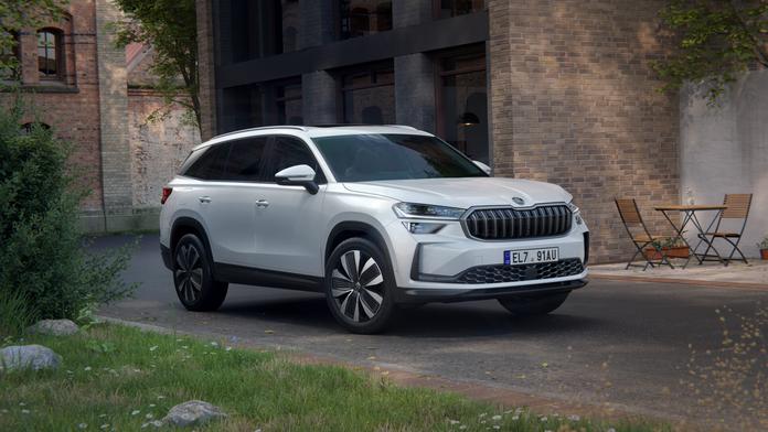Kodiaq konečně dostal i benzínové motory. S tím slabším se vejde pod milion