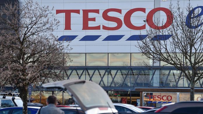 Podvodné poukazy se šíří dál! Varuje před nimi Tesco i Kaufland