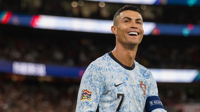 Svět oslavuje Ronalda, ozval se i Real. CR7 chce dosáhnout na tisíc gólů