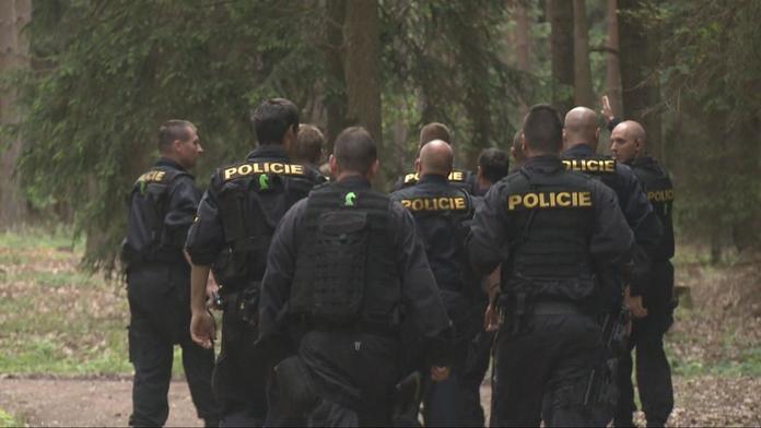 Policie hledá podezřelého