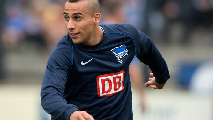 Bývalý reprezentant Německa teroristou? Klub ho radši vyhodil