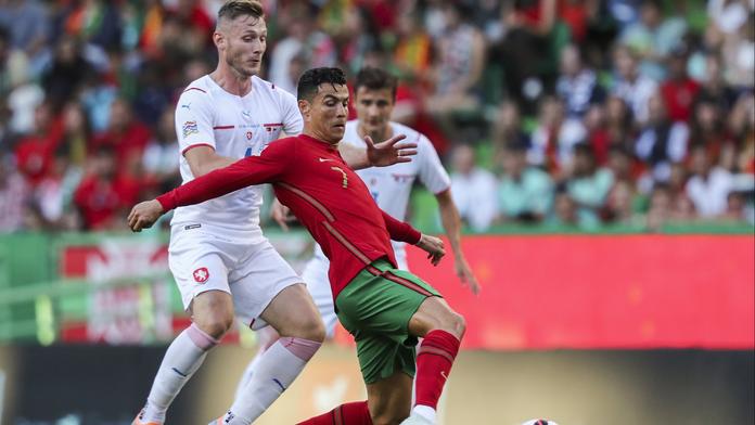 Ronaldo na českou obranu nevyzrál. Naši si ale z Portugalska odváží prohru