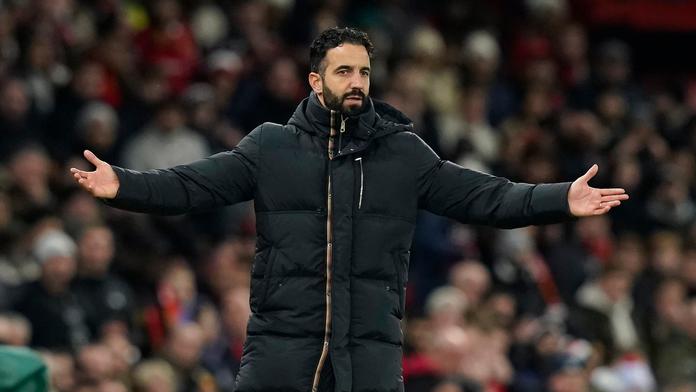 Amorim po prohře Manchesteru United zuřil. V šatně rozmlátil televizi