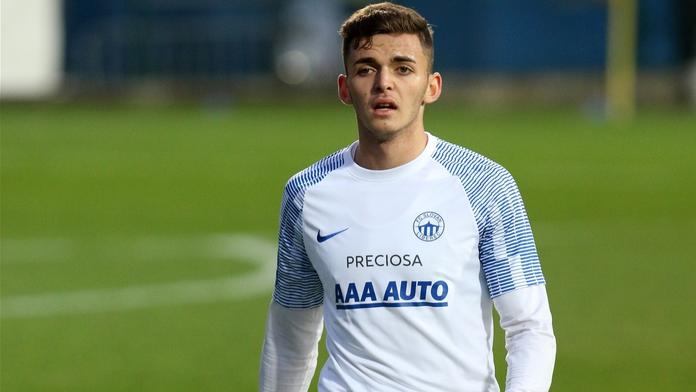 Další hráč opouští Slavii. Míří do Řecka, kde se potká s Tomášem Vaclíkem