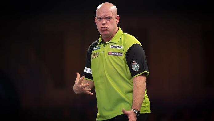 Van Gerwen s problémy prošel do osmifinále. Dále jdou Aspinall i Littler