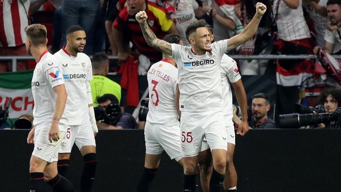 Mourinhova aura ve finále skončila. Sevilla popáté vyhrála Evropskou ligu