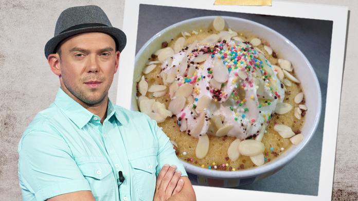 NOVÝ RECEPT Ládi Hrušky: Výborný medový koláček!