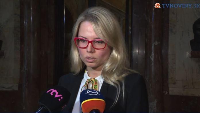 Ostuda na ministerstvu! Mluvčí neuměla odpovědět, zrušili celý odbor