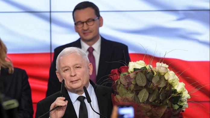 Z největší polské strany vyloučili 40 politiků. Měli závažně porušit pravidla
