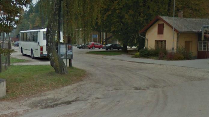 Hrůza v Dačicích: Muž (43) se oběsil na autobusové zastávce!