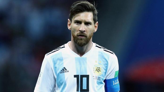 Argentinci odstavili trenéra! Tým proti Nigérii povede Messi a spol.