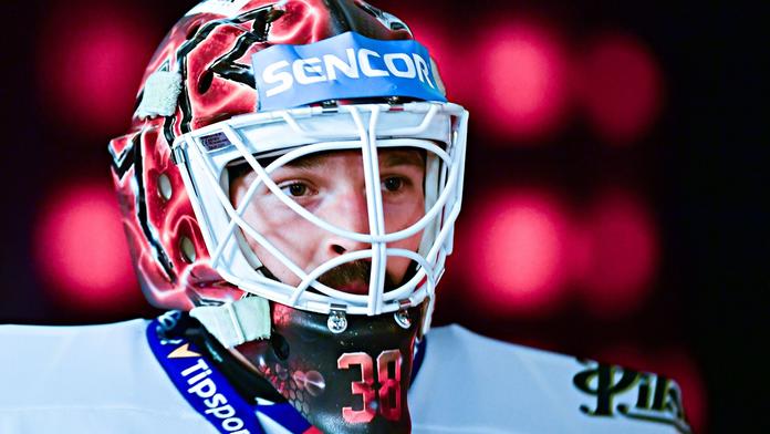 Brankář Furch se po roce vrací do KHL, oblékne dres Dinama Minsk
