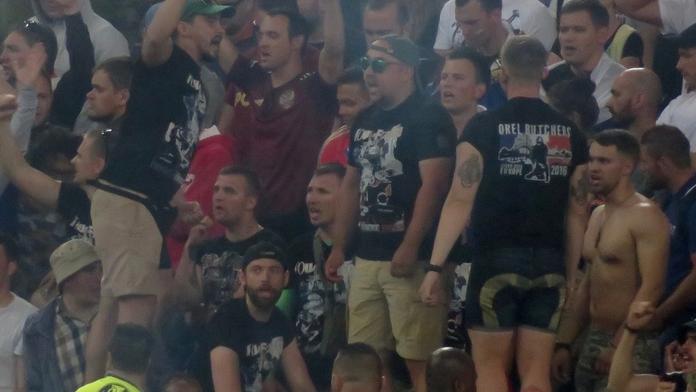 Ruští hooligans šokují: Fotbal nás nezajímá, chceme ukázat sílu!