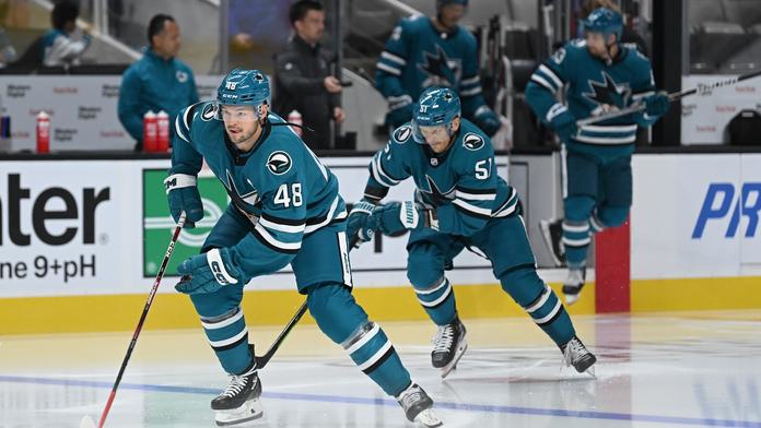 Voráček v přípravě NHL zazářil třemi body. Hertl dvakrát asistoval