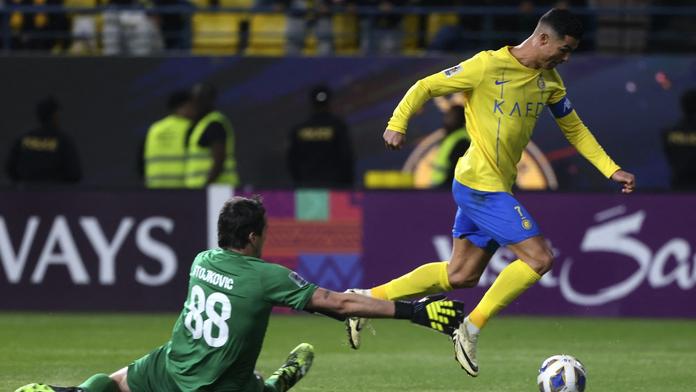 Cristiano Ronaldo v utkání asijské Ligy mistrů proti Al Feihu