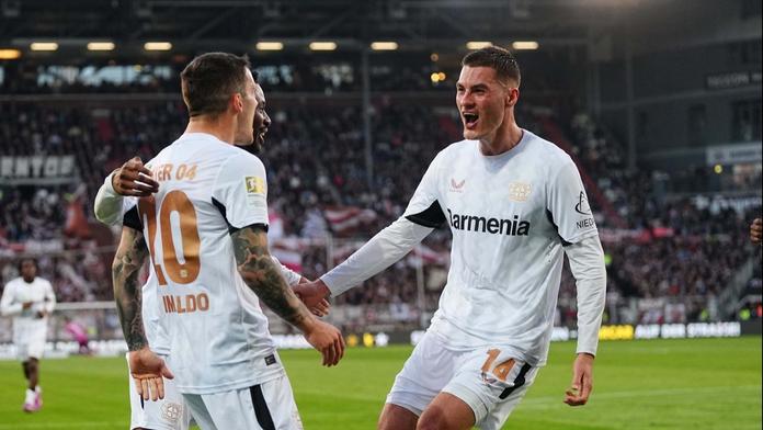 Rýsuje se senzační český přestup? O Schicka se zajímá slavný Bayern