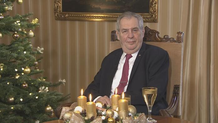 PŘÍMÝ PŘENOS: Prezident Miloš Zeman pronáší vánoční poselství