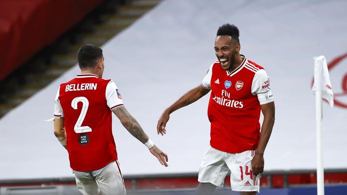 Aubameyang sestřelil Leeds hattrickem, United nečekaně klopýtli!
