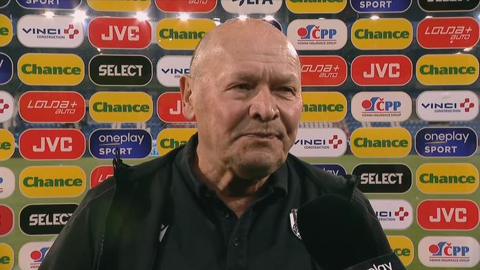 Fotbalová reprezentace je bez trenéra. Koubek na lavičce skončil