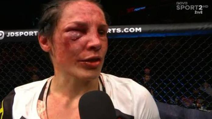 Pudilová ohromila svět UFC. Soupeřka ji vyhlásila vítězkou!