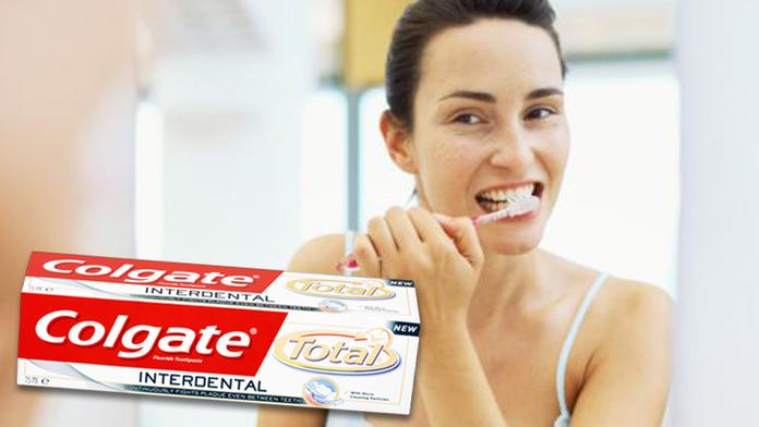 VAROVÁNÍ! Látka v zubní pastě Colgate může způsobit rakovinu