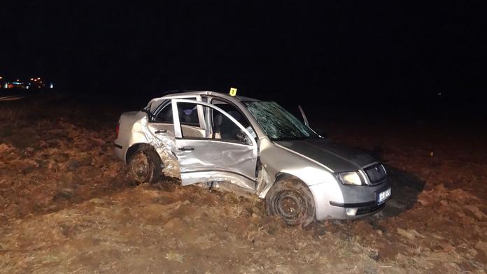 Nehodu na Strakonicku nepřežil řidič (32). Dvě děti utrpěly zranění