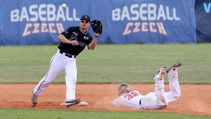Za úspěšný odpal hamburger zdarma. Startuje extraliga baseballu!