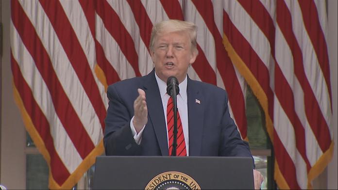 Trump nařídil vytvořit databázi násilných policistů. Reformy ale odmítá