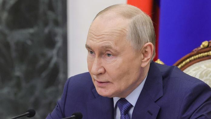 Putinovi lidé chystají obrat. Rusům chtějí „prodat“ konec války