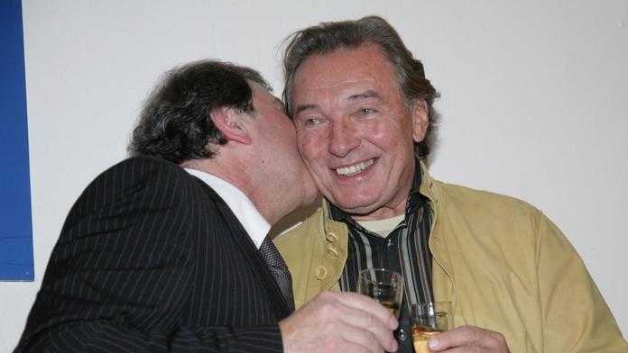 Prali se o něj Gott i Sinatra. Slavný romský muzikant slaví 80. narozeniny