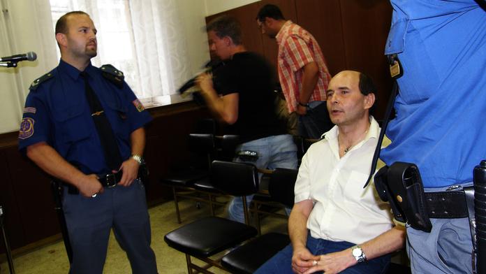 Za vraždu pacientky na 18 let za mříže, rozhodl Nejvyšší soud