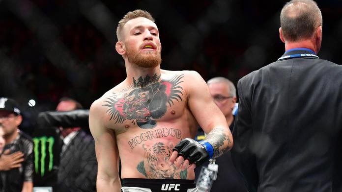 Pohádka skončila, McGregor přišel o jeden z titulů!