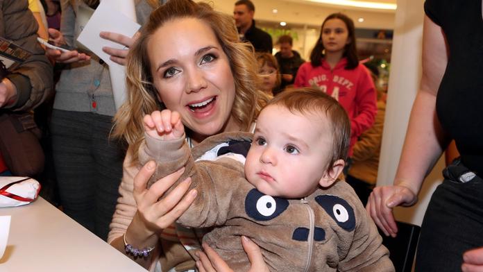 Lucie Vondráčková a Tomáš Plekanec mají druhého syna!