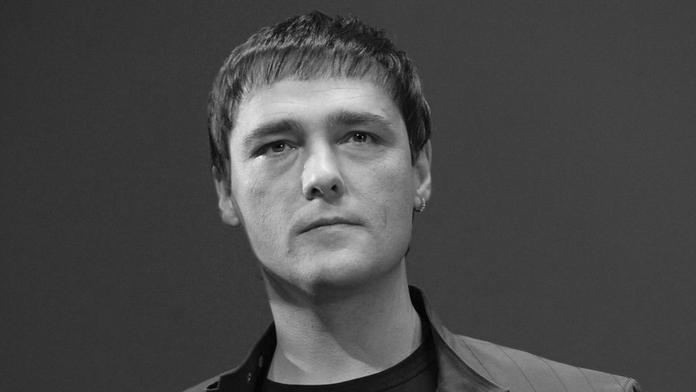 Známému ruskému zpěvákovi vypovědělo srdce. Zemřel za podivných okolností