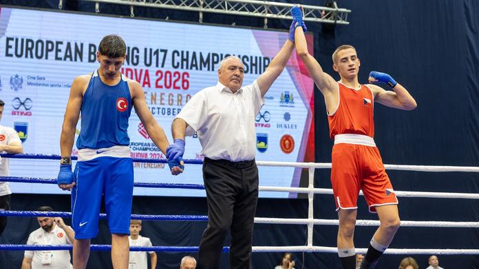 Český box má nový klenot. Pavel Dušánek vybojoval bronz na ME do 17 let