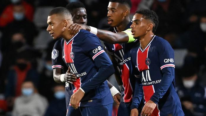 Klidná výhra a tři body. PSG jde poprvé do čela francouzské ligy