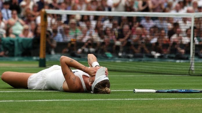 Markéta Vondroušová vyhrála Wimbledon